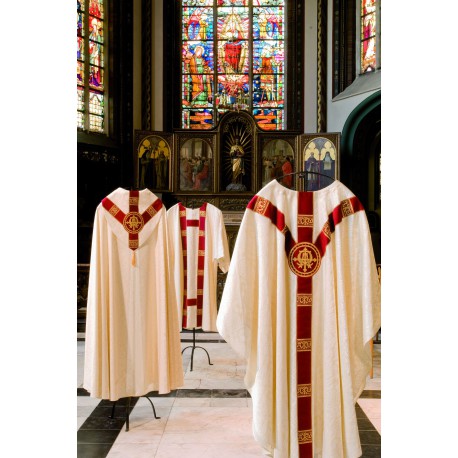 Chape - Collection Alpha Omega Tudor