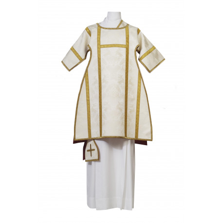 Roman Deerdamask Vestment